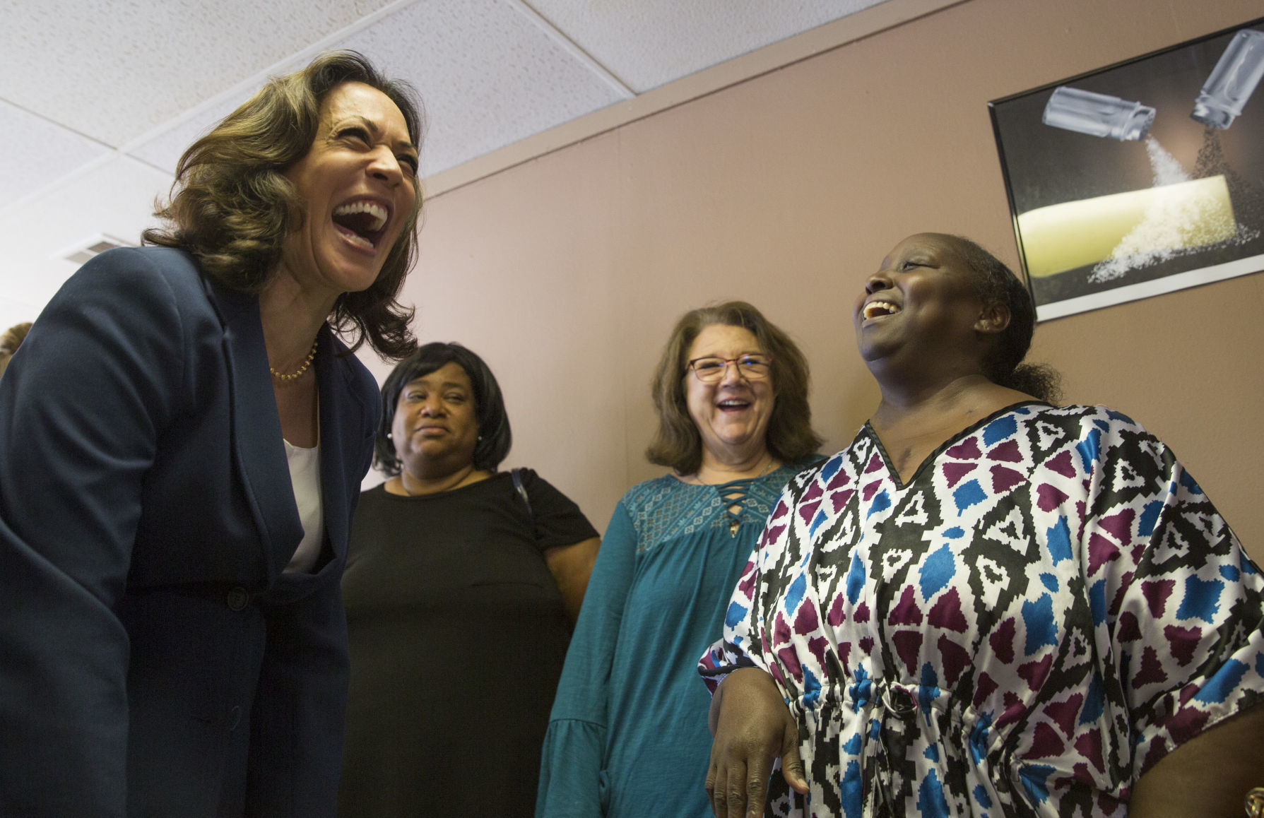 092019kw-kamala-harris-04
